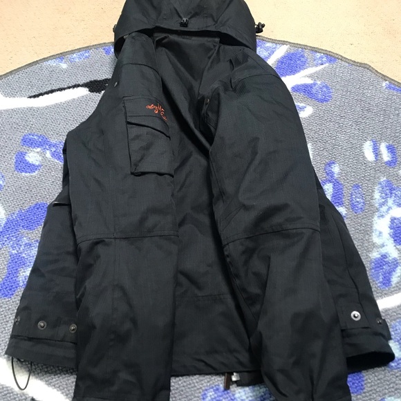 Obermeyer Riley ski jacket - Picture 7 of 8